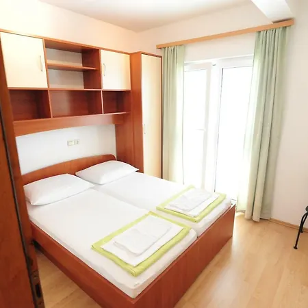 Appartement Knezevic Makarska